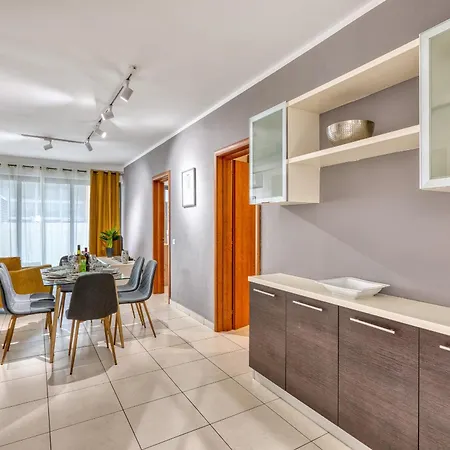 Spacious 2 Bedroom In Spinola Bay Cgre1-1
