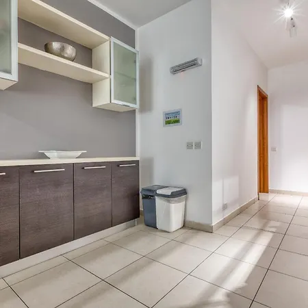 아파트 Spacious 2 Bedroom In Spinola Bay Cgre1-1 *