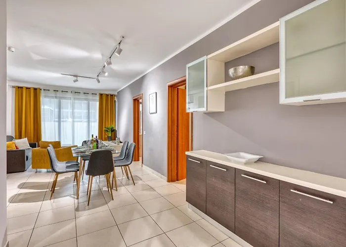 Spacious 2 Bedroom In Spinola Bay Cgre1