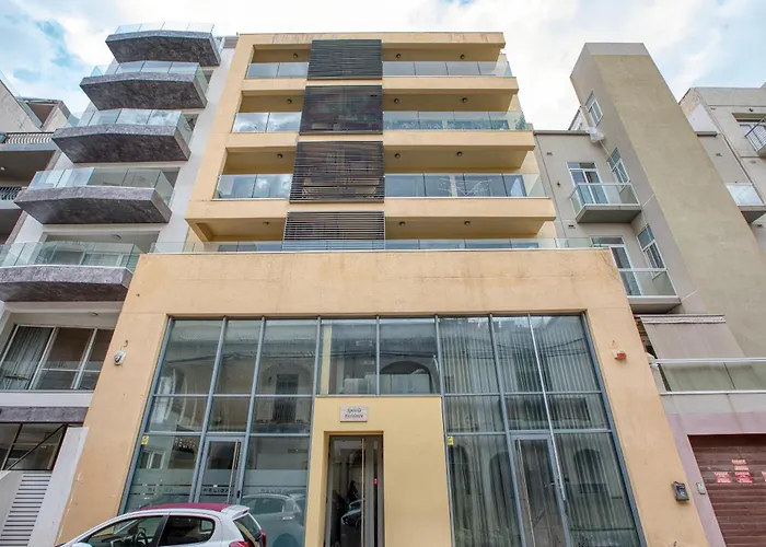 Spacious 2 Bedroom In Spinola Bay Cgre1