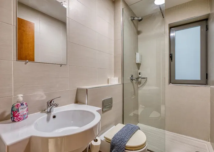 公寓 Spacious 2 Bedroom In Spinola Bay Cgre1 Saint Julian's