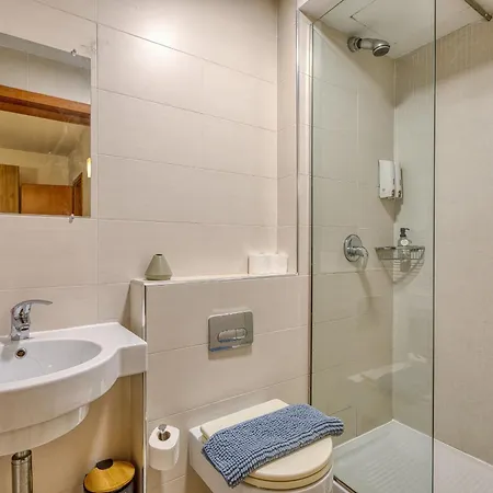 Spacious 2 Bedroom In Spinola Bay Cgre1 San Ġiljan