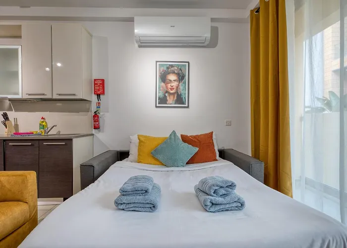 Spacious 2 Bedroom In Spinola Bay Cgre1 St. Julian's