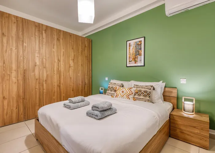 Spacious 2 Bedroom In Spinola Bay Cgre1 St. Julian's