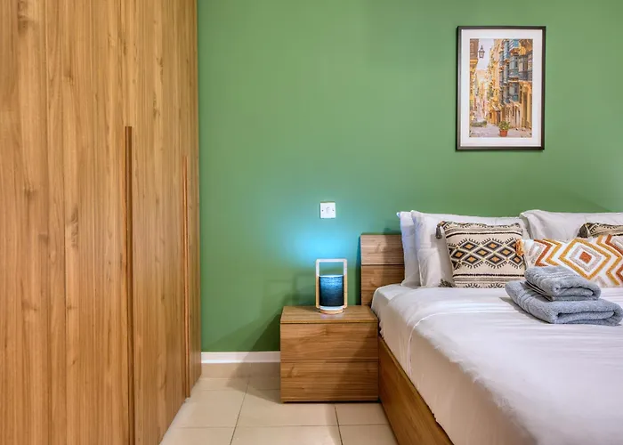 Spacious 2 Bedroom In Spinola Bay Cgre1 Apartament St. Julian's